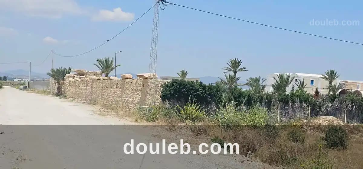1000m pas loin de yasmmin hammamet à Nabeul