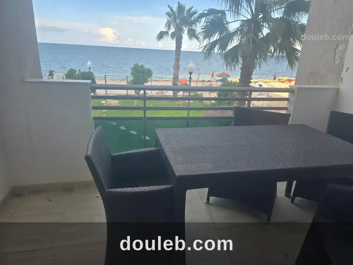 A appartement luxes pied dans leau a chatt mariem à Sousse