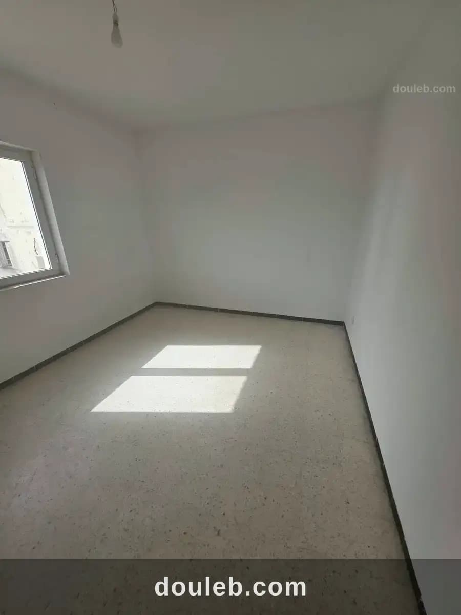 Joli appartement s2 vide à Tunis