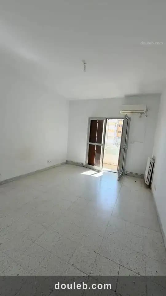 Appartement s3 menzah 6 - Miniature 2