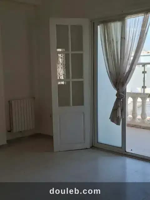 Etage d'une maison mrj 3 - Miniature 2