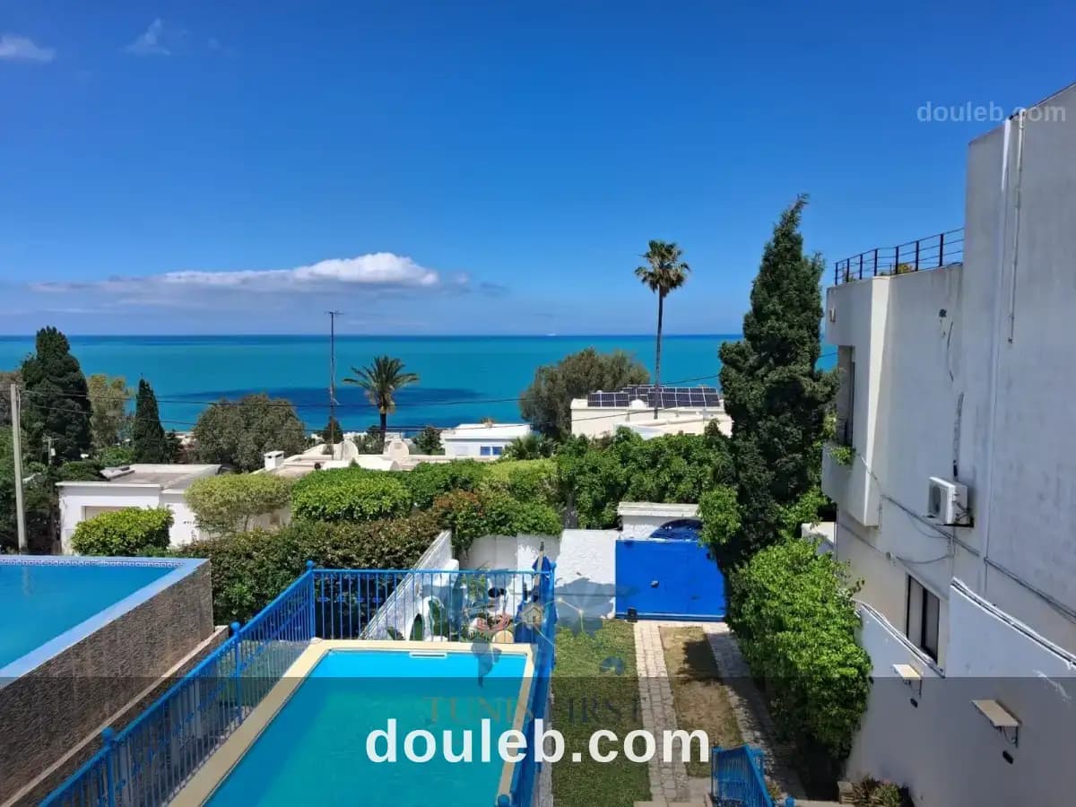 Une joliesse villa meublé à la marsa corniche à Tunis