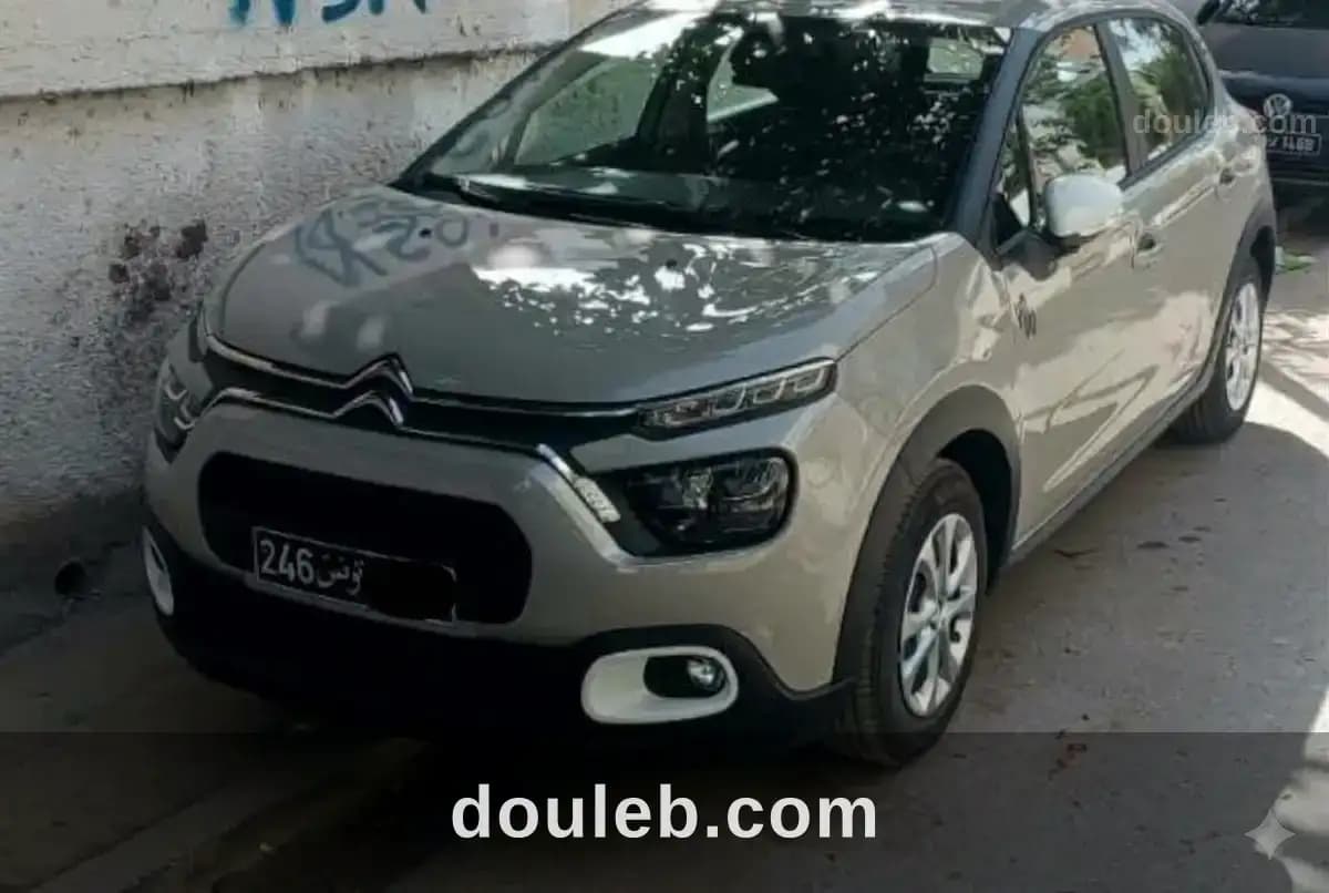 C3 première main presque neuf à Tunis