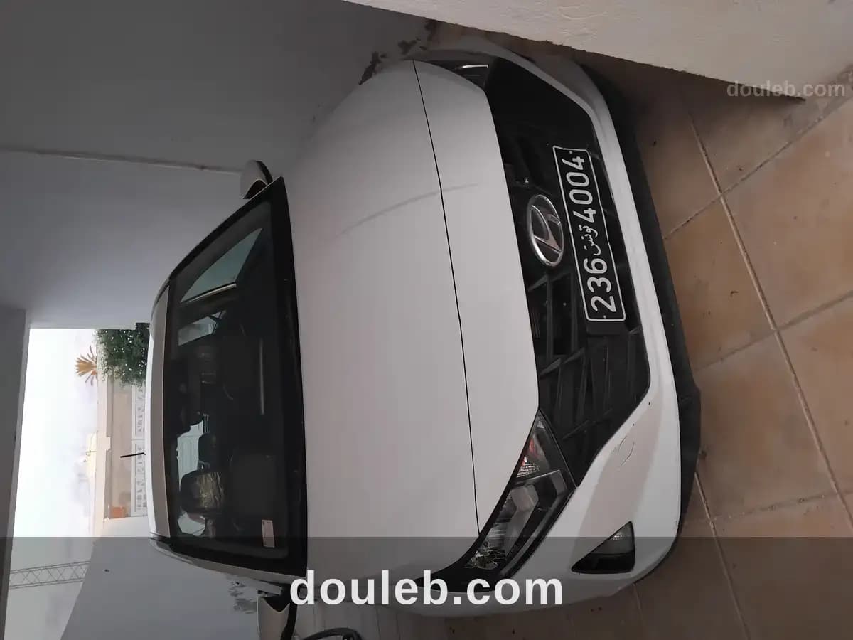 Hyundai i20 quasi neuve - Miniature 2