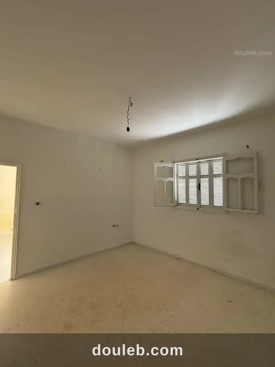 Une vaste maison à borj cedria - Miniature 5