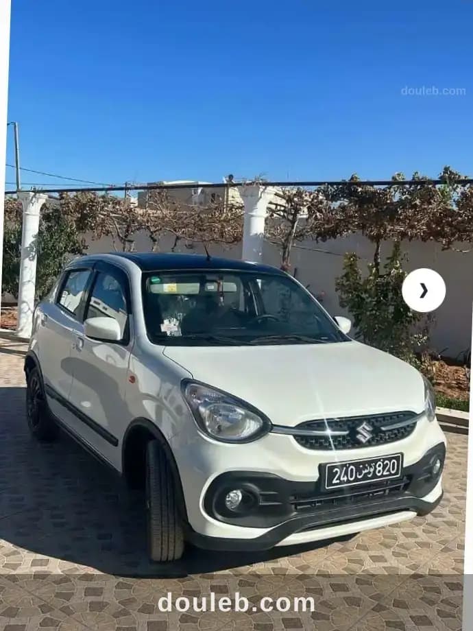 Voiture suzuki modèle célério à Tunis