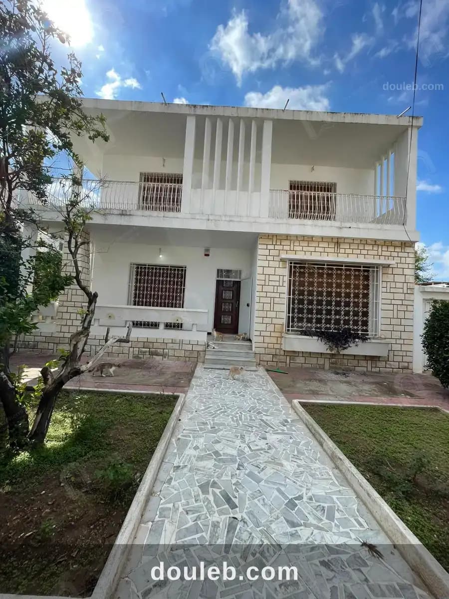 Villa s6 au coeur de bardo à Tunis