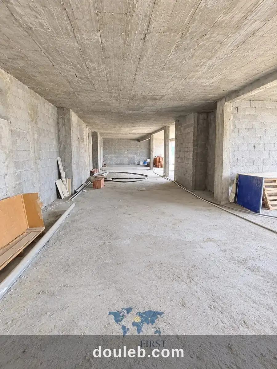 Local commercial de 190 m2 à ain zaghouan nord - Miniature 2