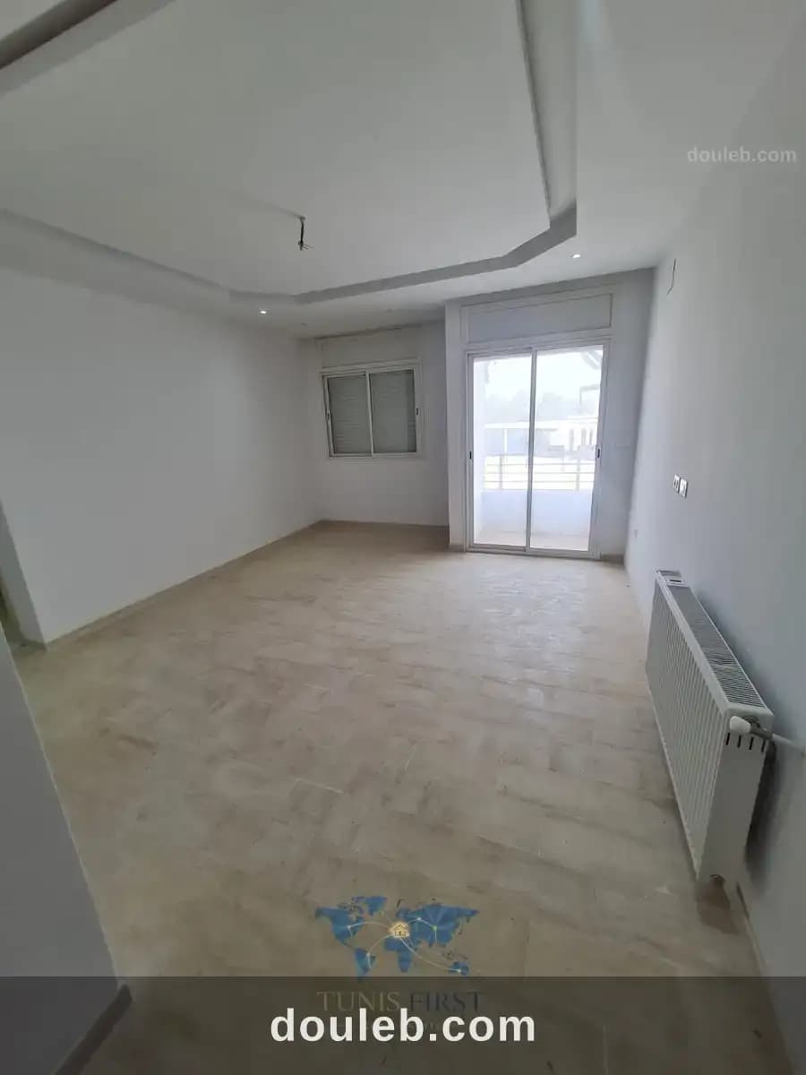 Bureau a3 à ain zaghouan nord - Miniature 2