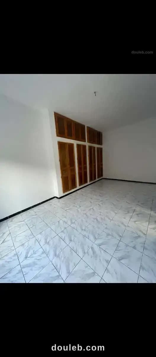 Maisons de deux niveaux à Tunis