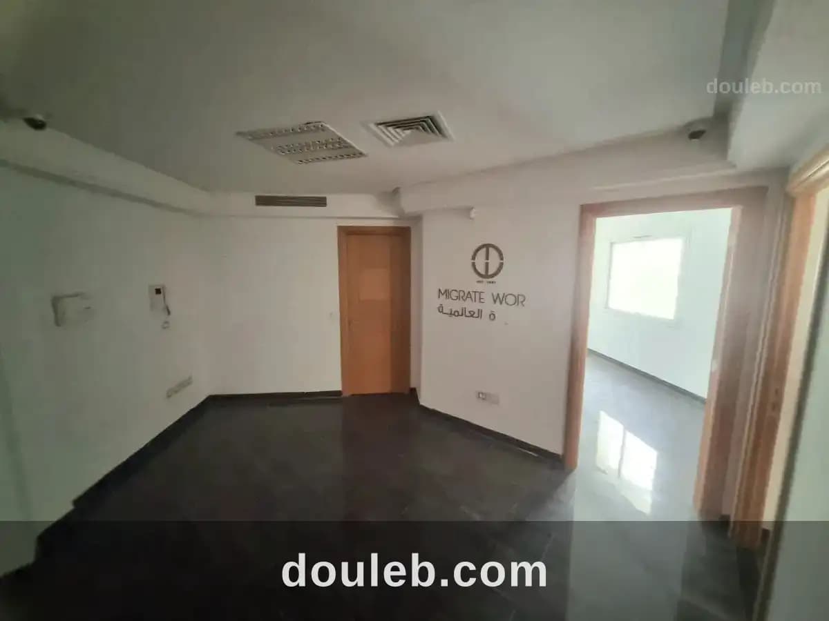 Bureau h1 450 md à Tunis