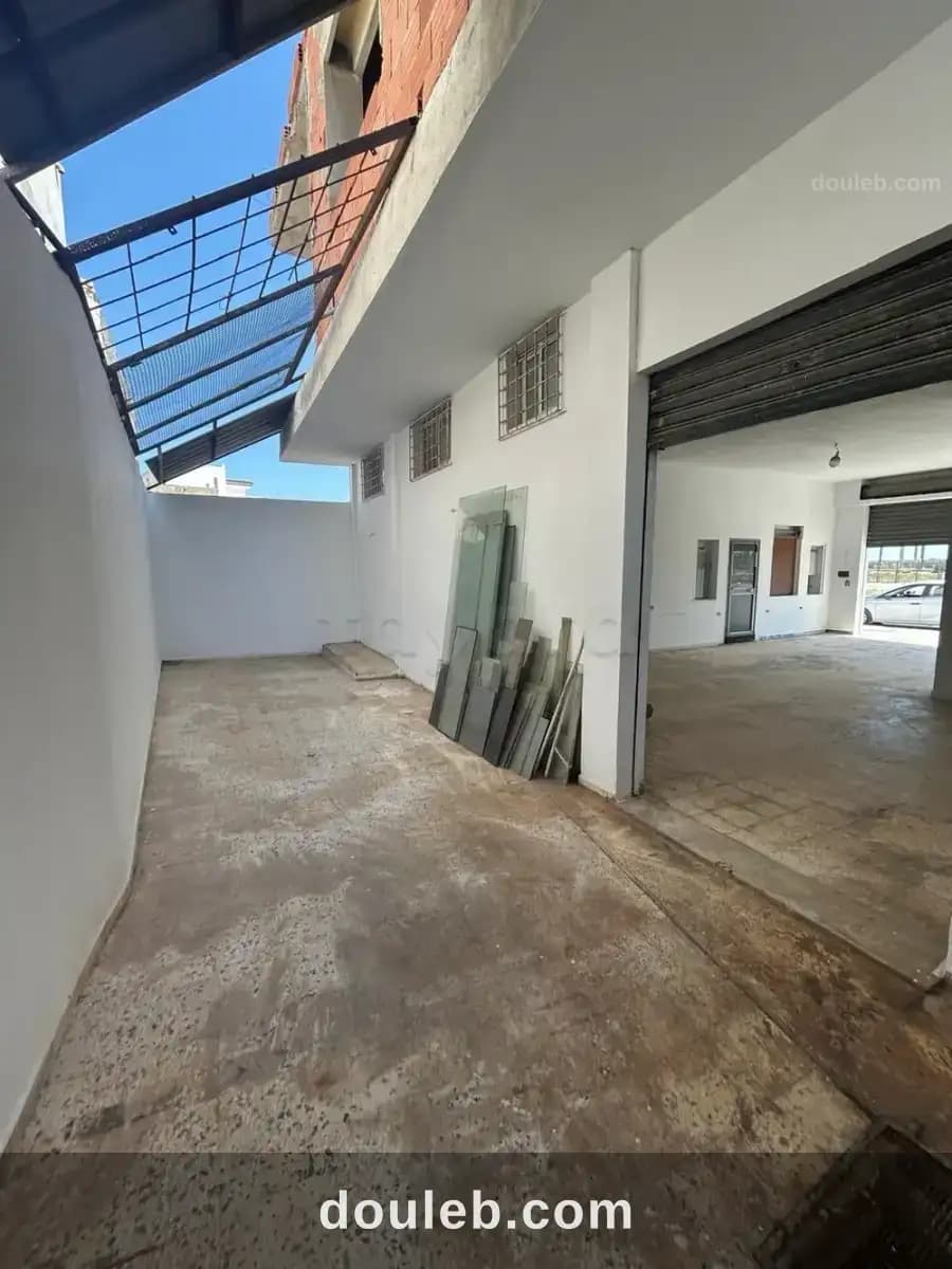 Depot 100m a borj cedria à Ben Arous
