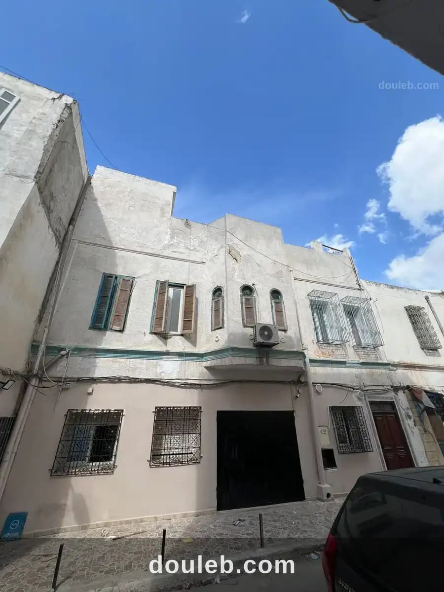 Premier etage independant a bab souika - Miniature 3