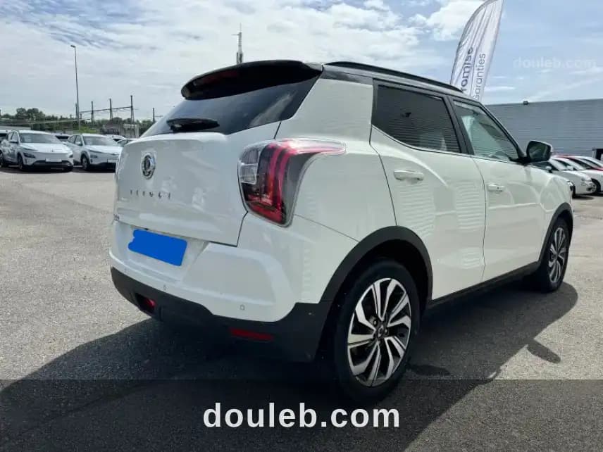 Ssangyong tivoli 1ére main - Miniature 3