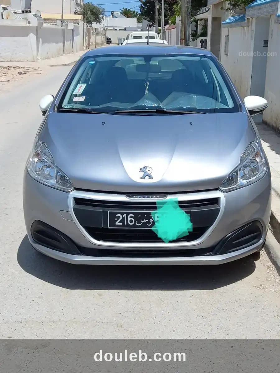 Excellente peugeot 208 à Ariana