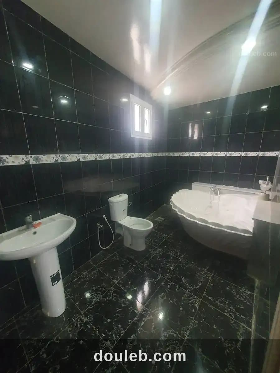 Charment appartement s2 vide - Miniature 5