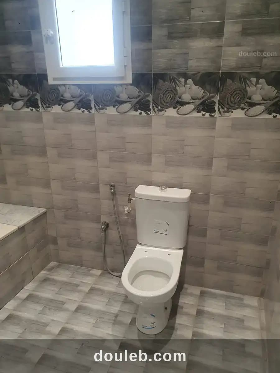 Joli appartement s2 au rdc vide - Miniature 4