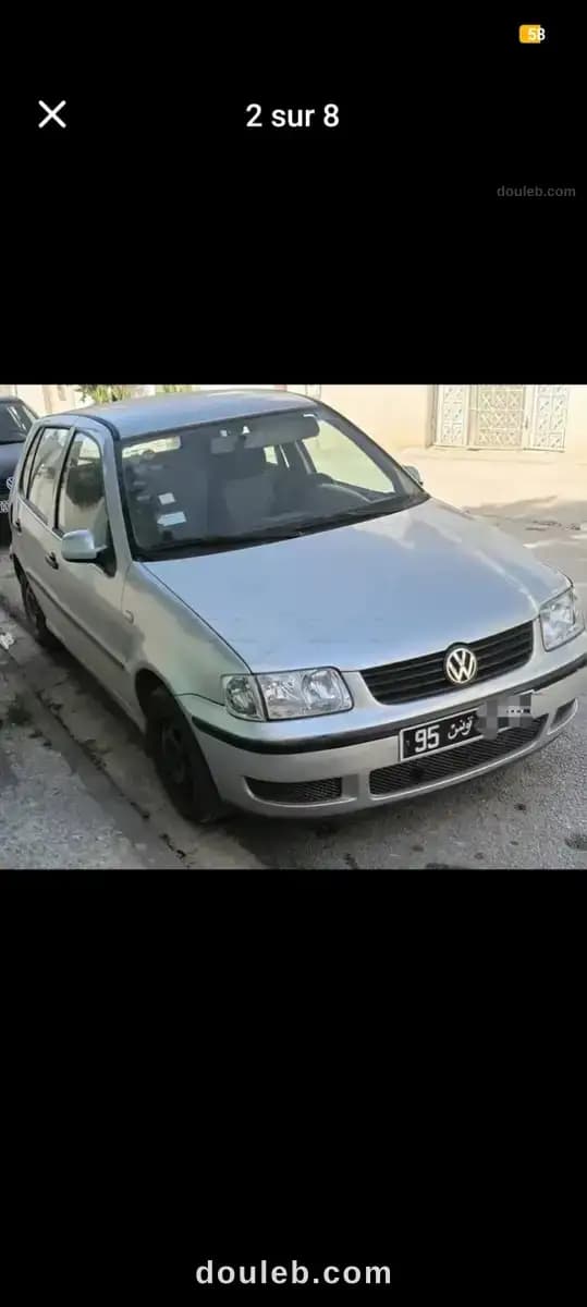 Polo 4 bien entretenue - Miniature 4