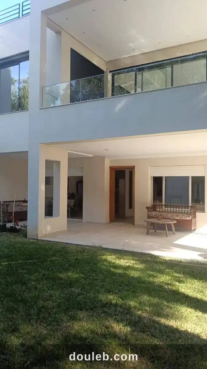 Appartement richement meublé à gammart sup à Tunis