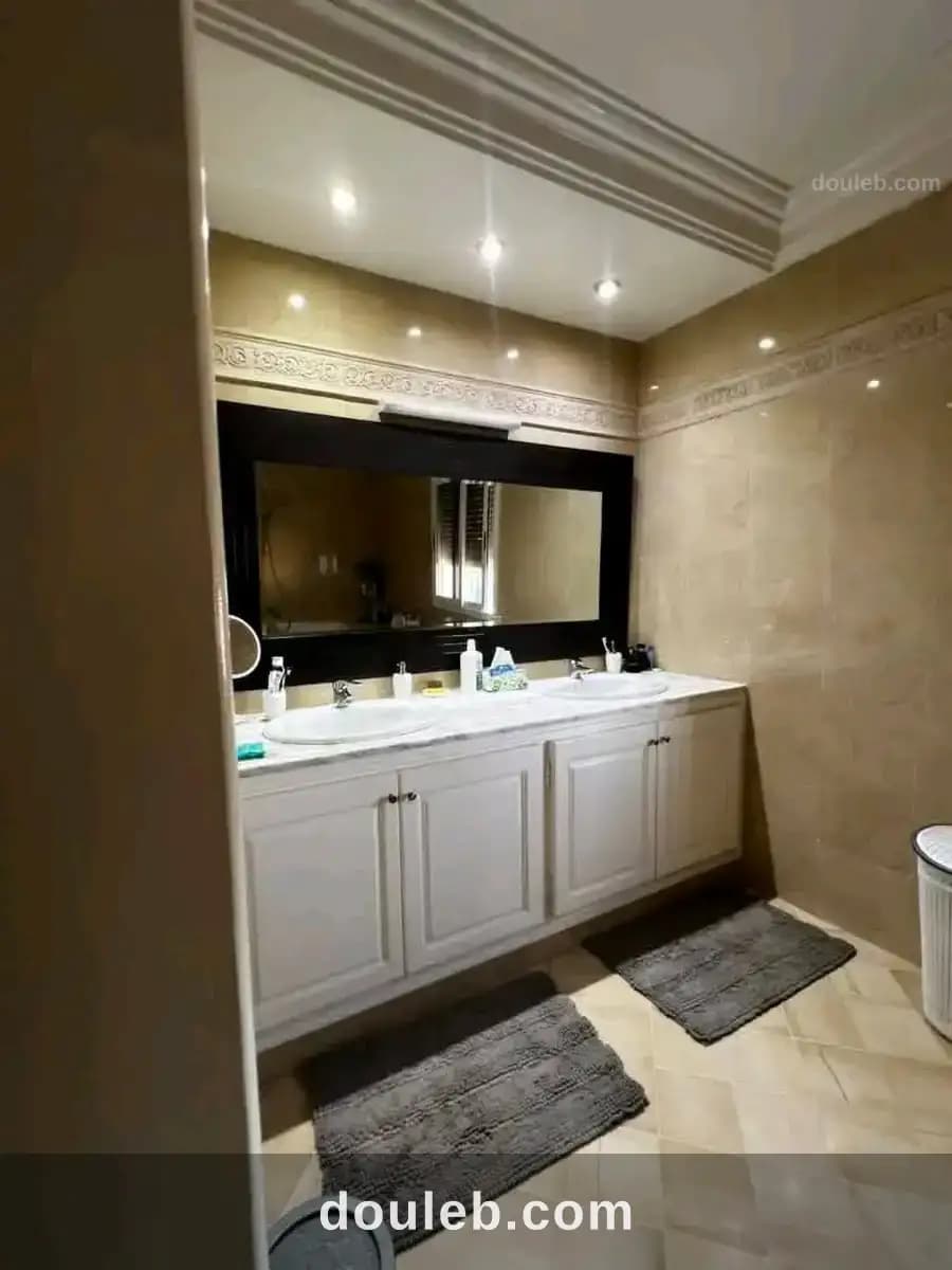 Une villa de style à gammarth supérieur - Miniature 4