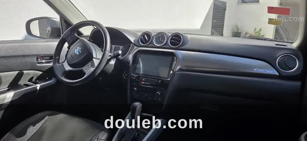 Suzuki vitara allgrip à Ariana