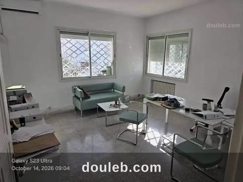 S3 etage de villa menzah 6 2600 à Ariana