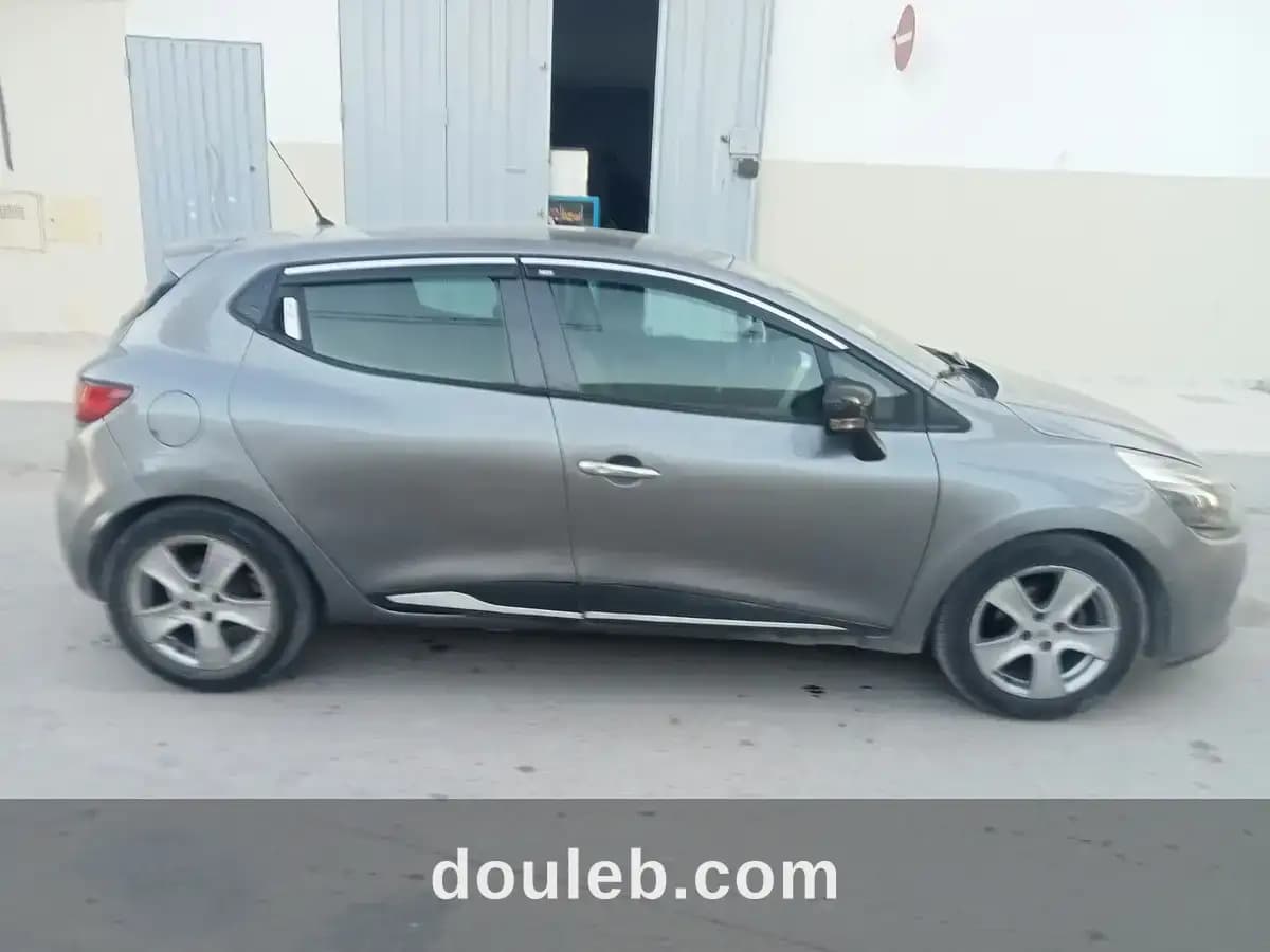 Clio 4 dynamique serie 212 - Miniature 4