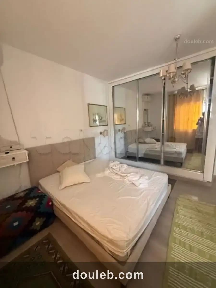 Appartement s2 meublé avec terrasse - Miniature 4
