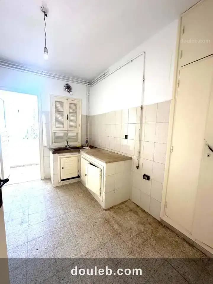 Joli appartement s3 à menzah 9b - Miniature 5