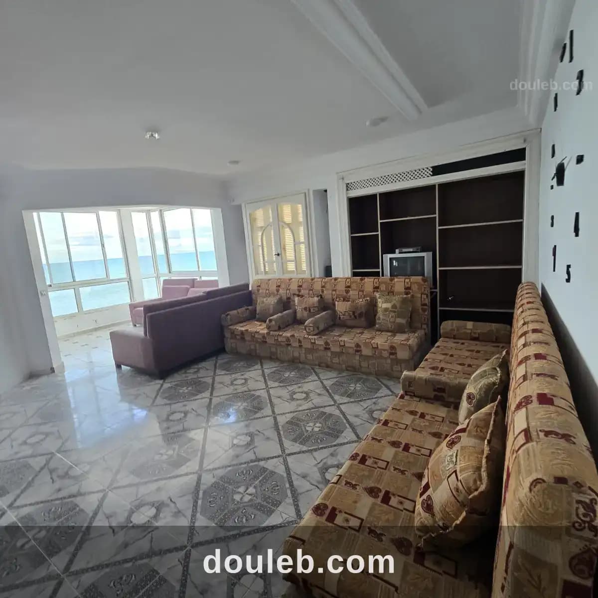 Appartement pieds dans leau s3 spacieux vue dégagé à Sousse