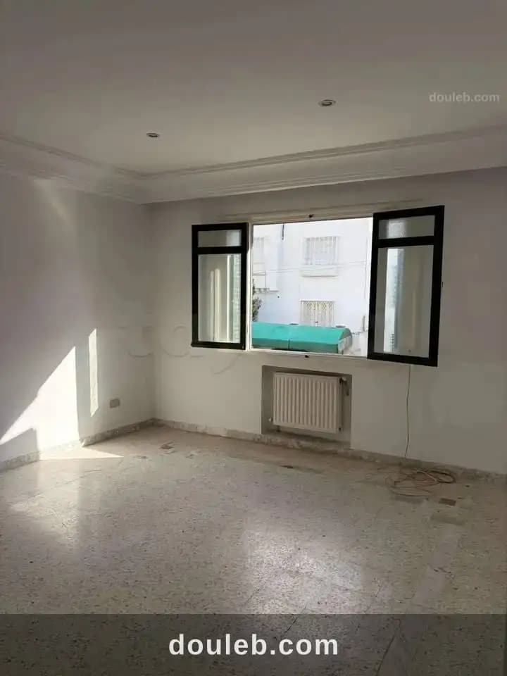 Appartement s4 à el menzah 8 - Miniature 3