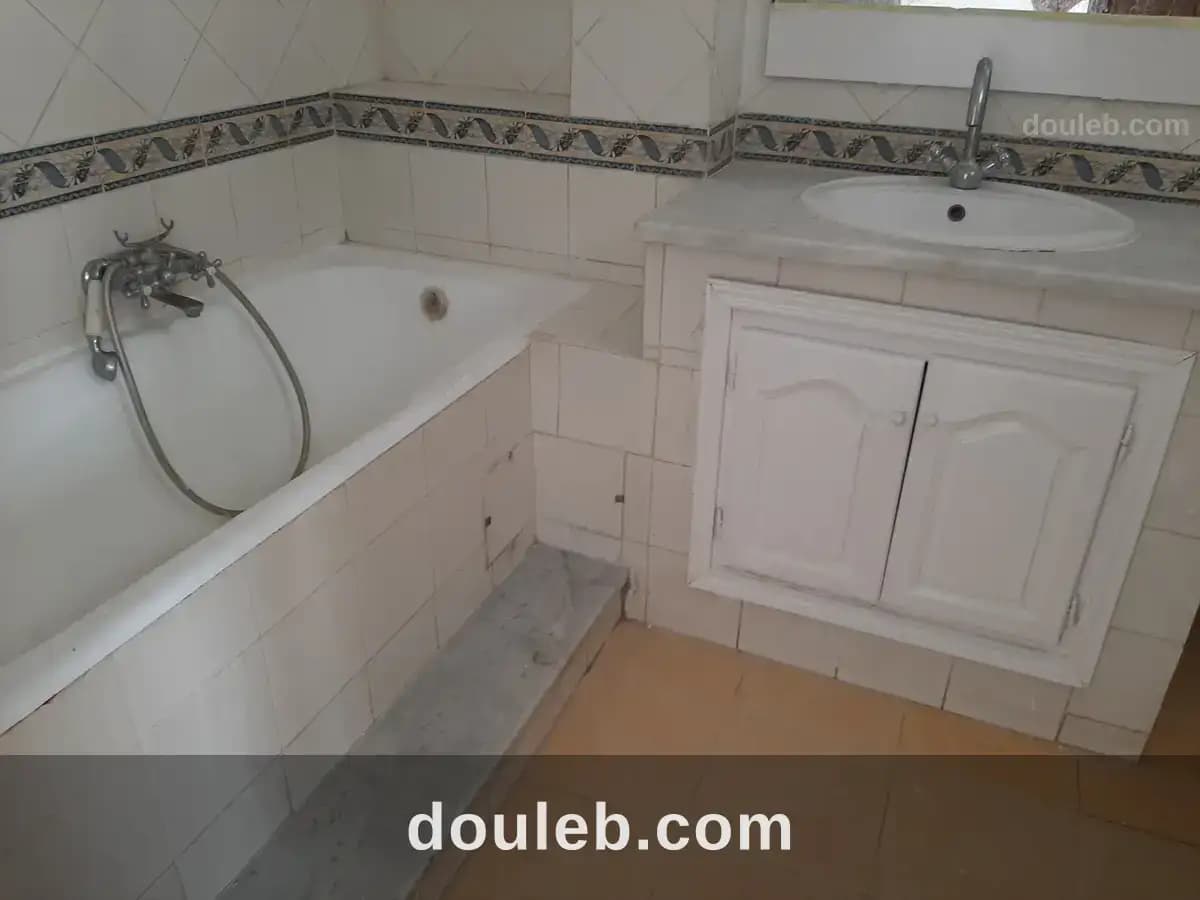 Premier etage villa s4 ennasr - Miniature 2