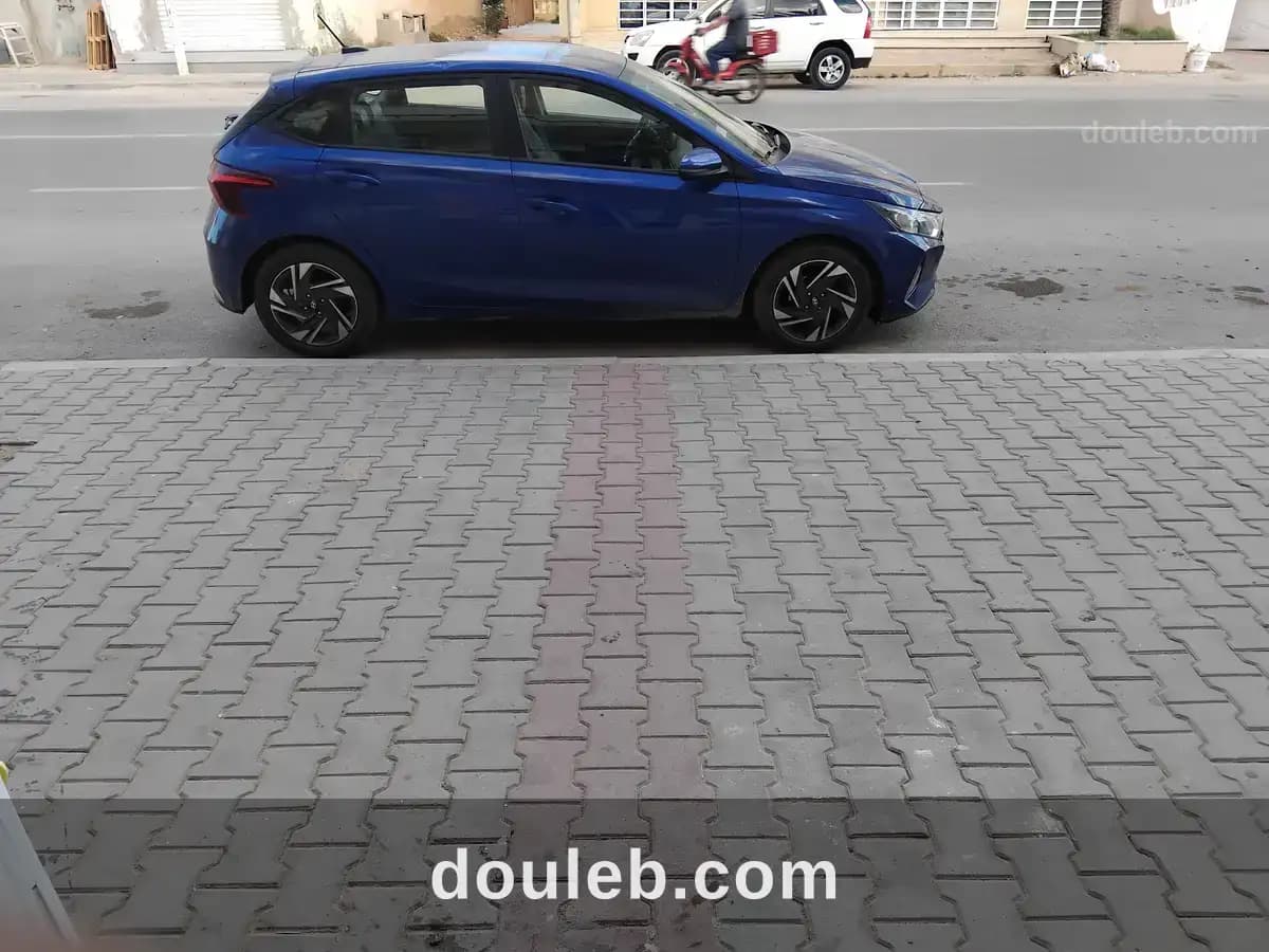 Hyundai i20 quasi neuve à Médenine