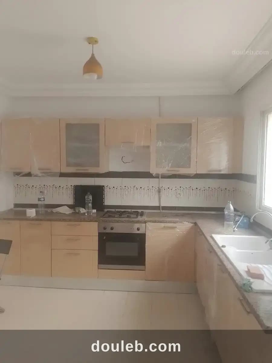 Opportunité superbe appartement à Ariana