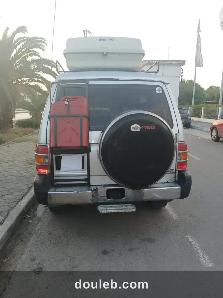 Mitsubishi pajero - Miniature 3