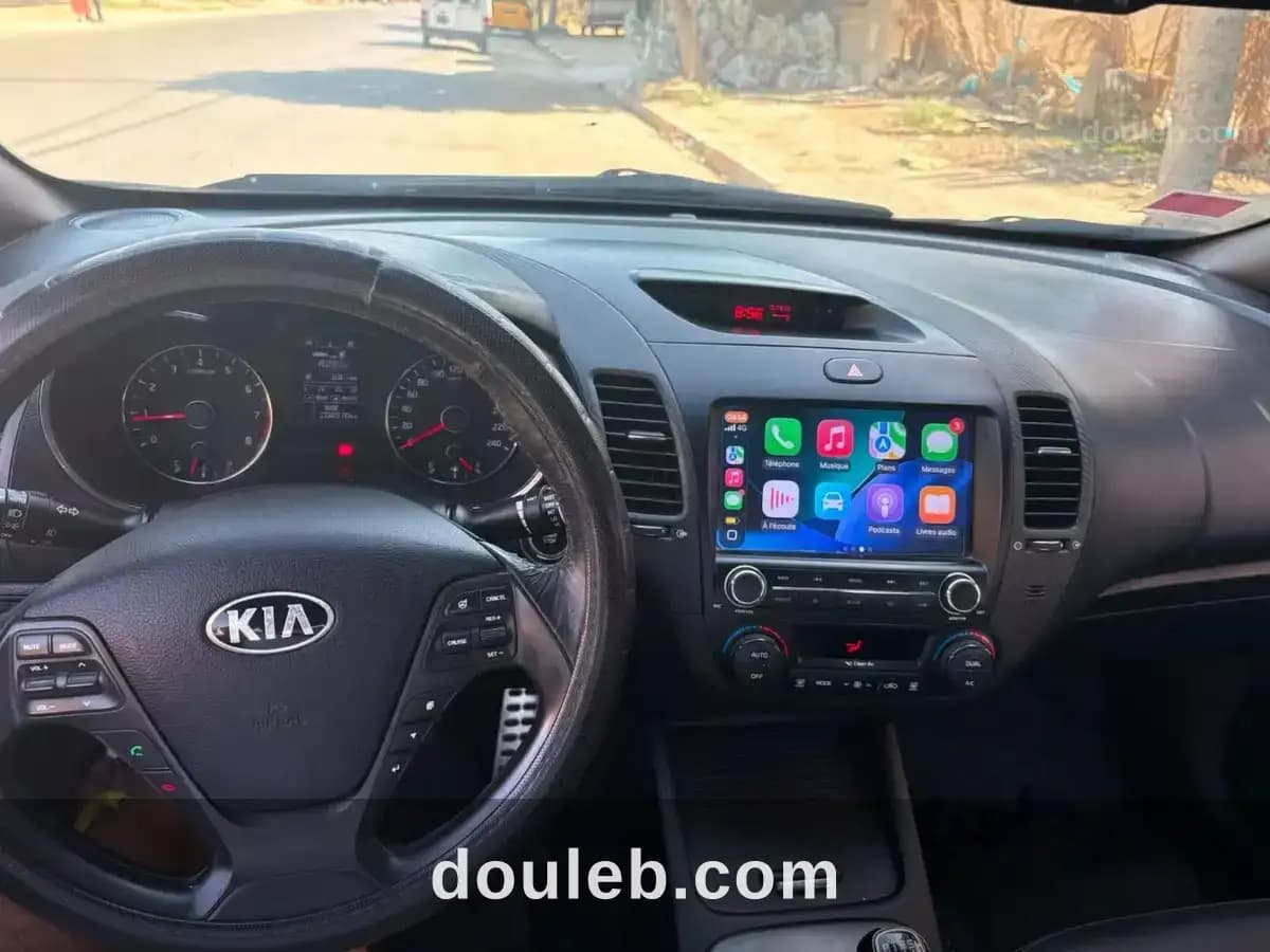 Kia cerato tt option à Tunis