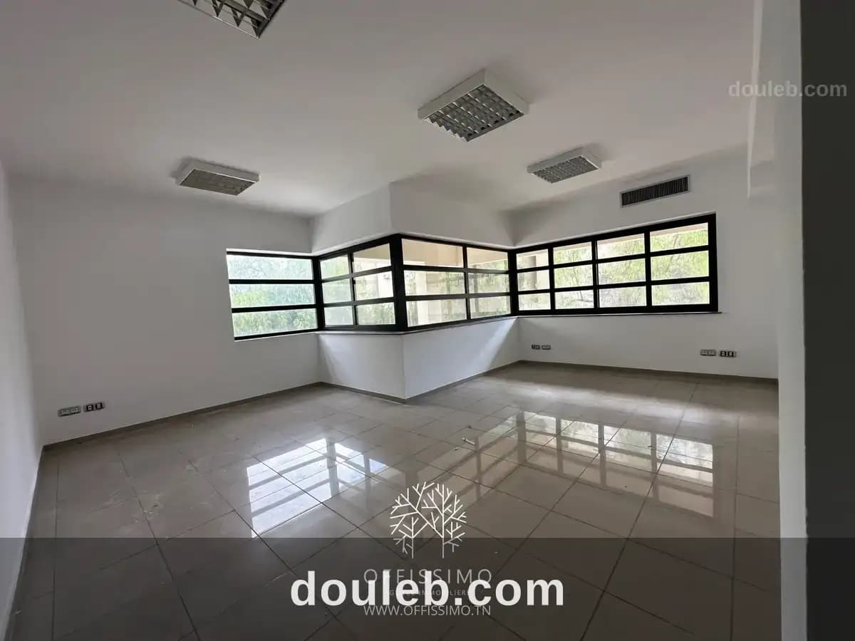 Disponible bureau 160m à Tunis