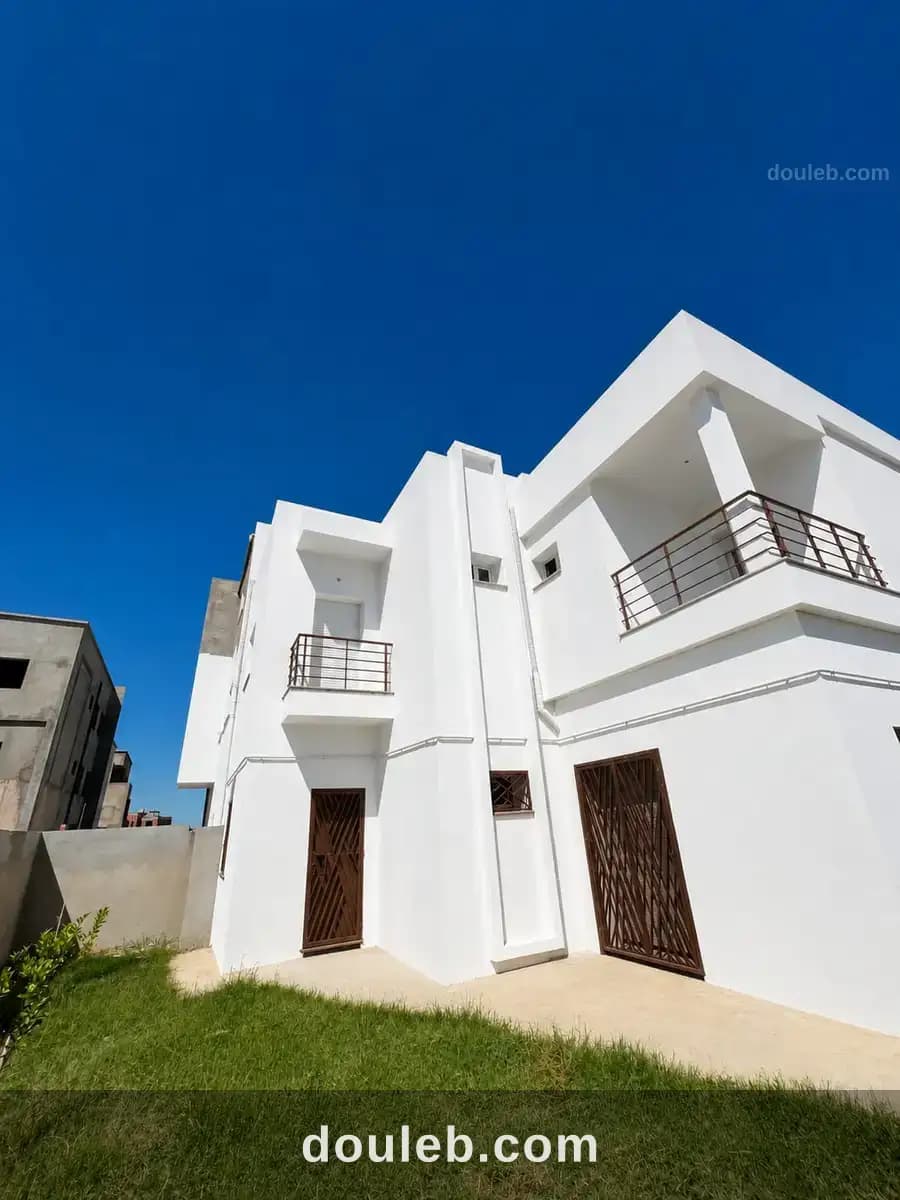 Villa spacieuse avec jardin et garage - Photo 1
