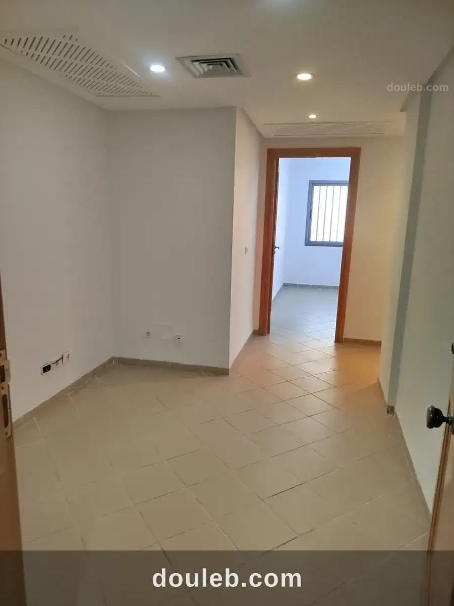 Des bureaux - Photo 1