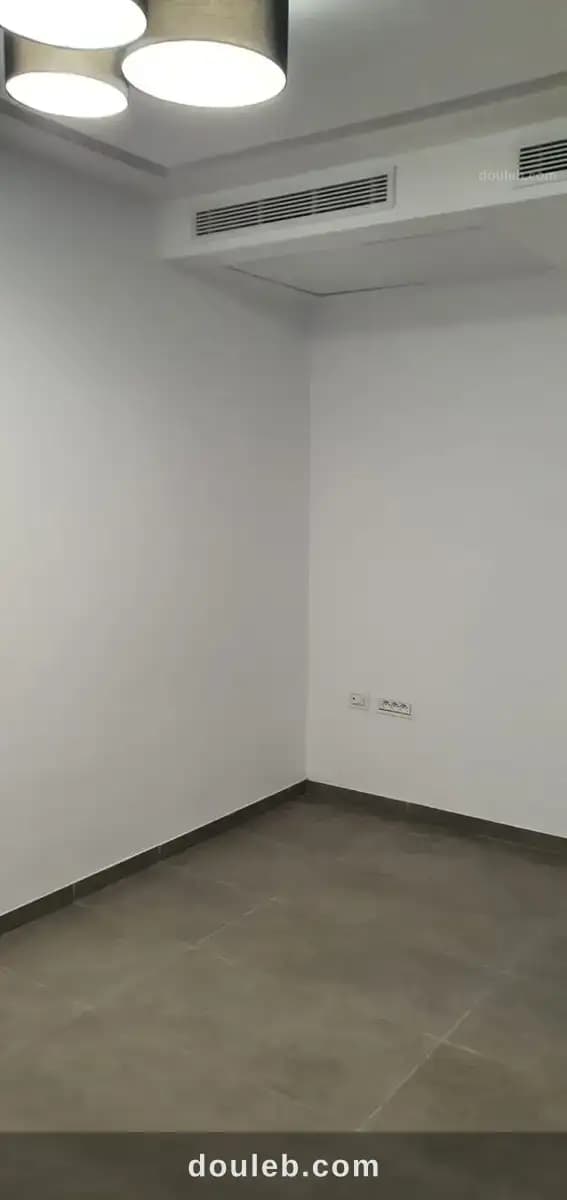 Appart à usage de bureau - Photo 1