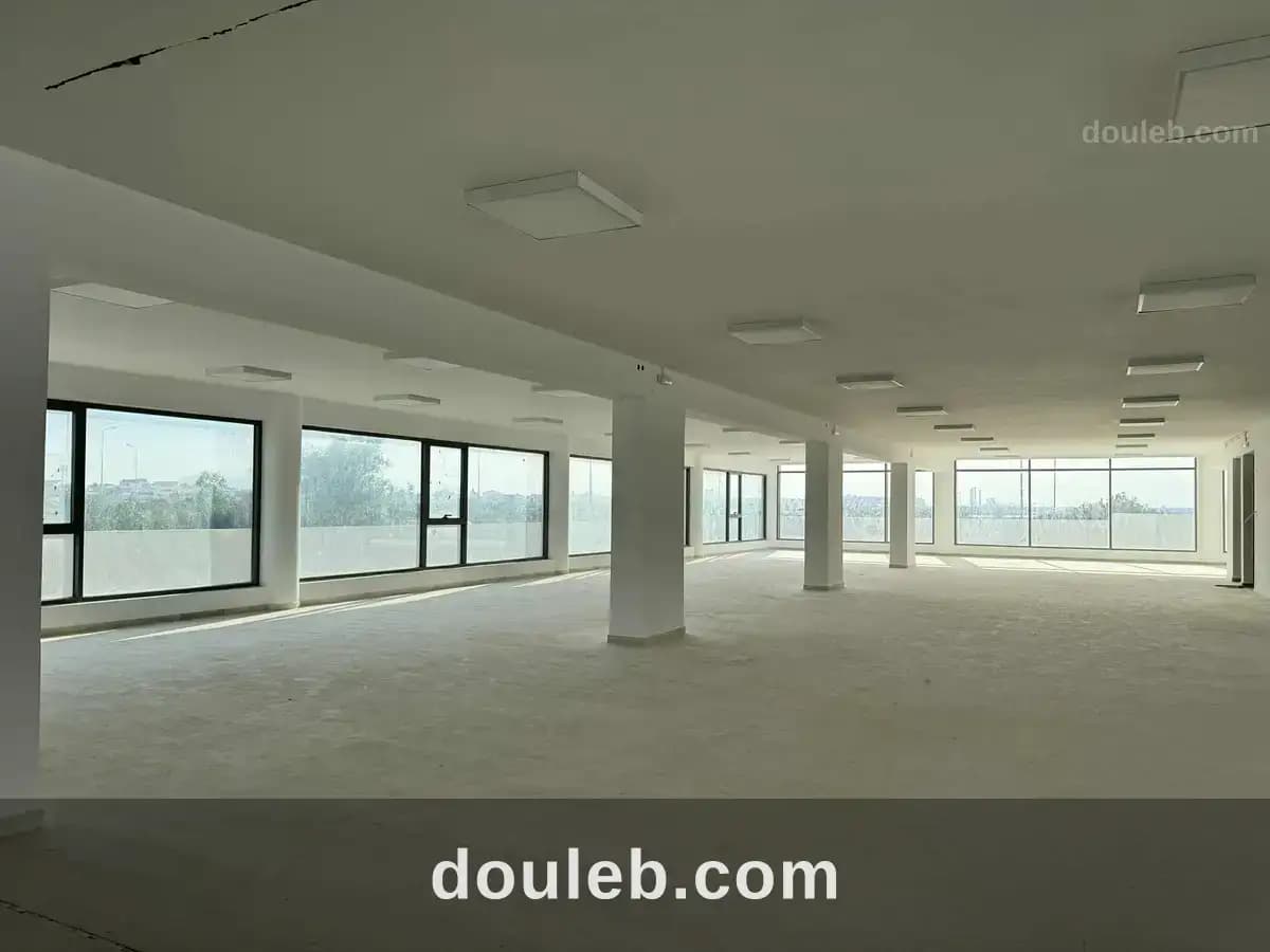 Immeuble bureautique neuf 3800 m hs au lac3 kram - Photo 1
