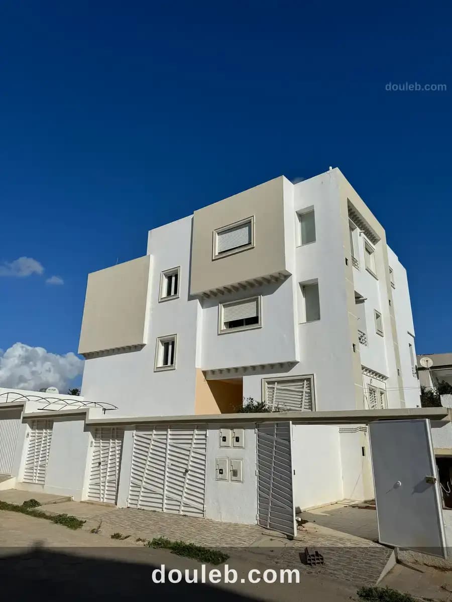 Joli immeuble résidentiel à mnihla - Photo 1