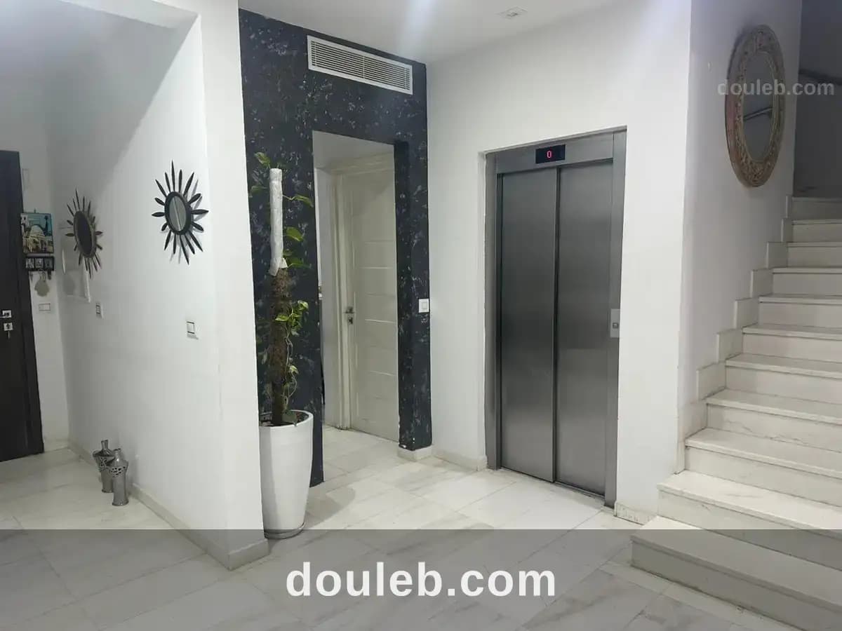 Triplex avec ascenseur et piscine a gammarth - Photo 1