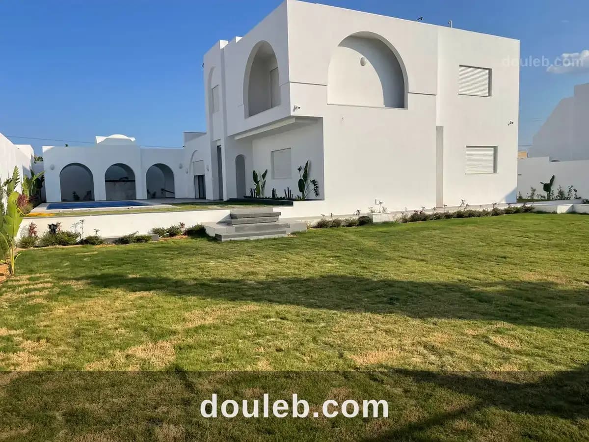 Une grande villa de maitre - Photo 1