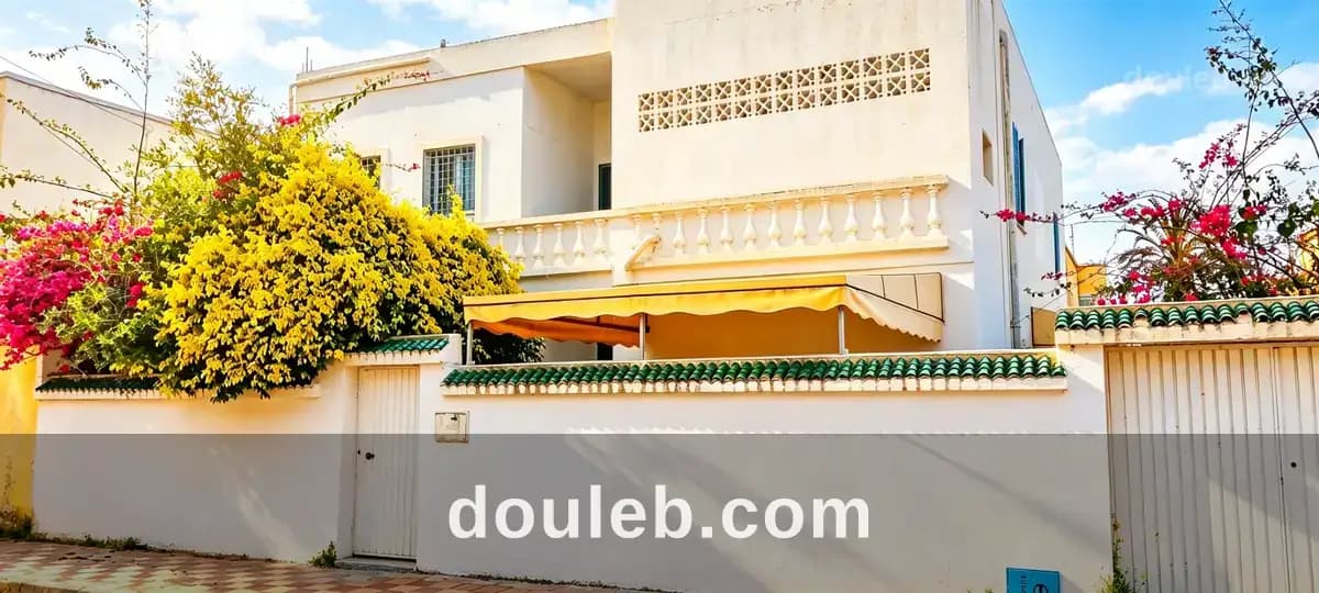 Maison quartier chic - Photo 1