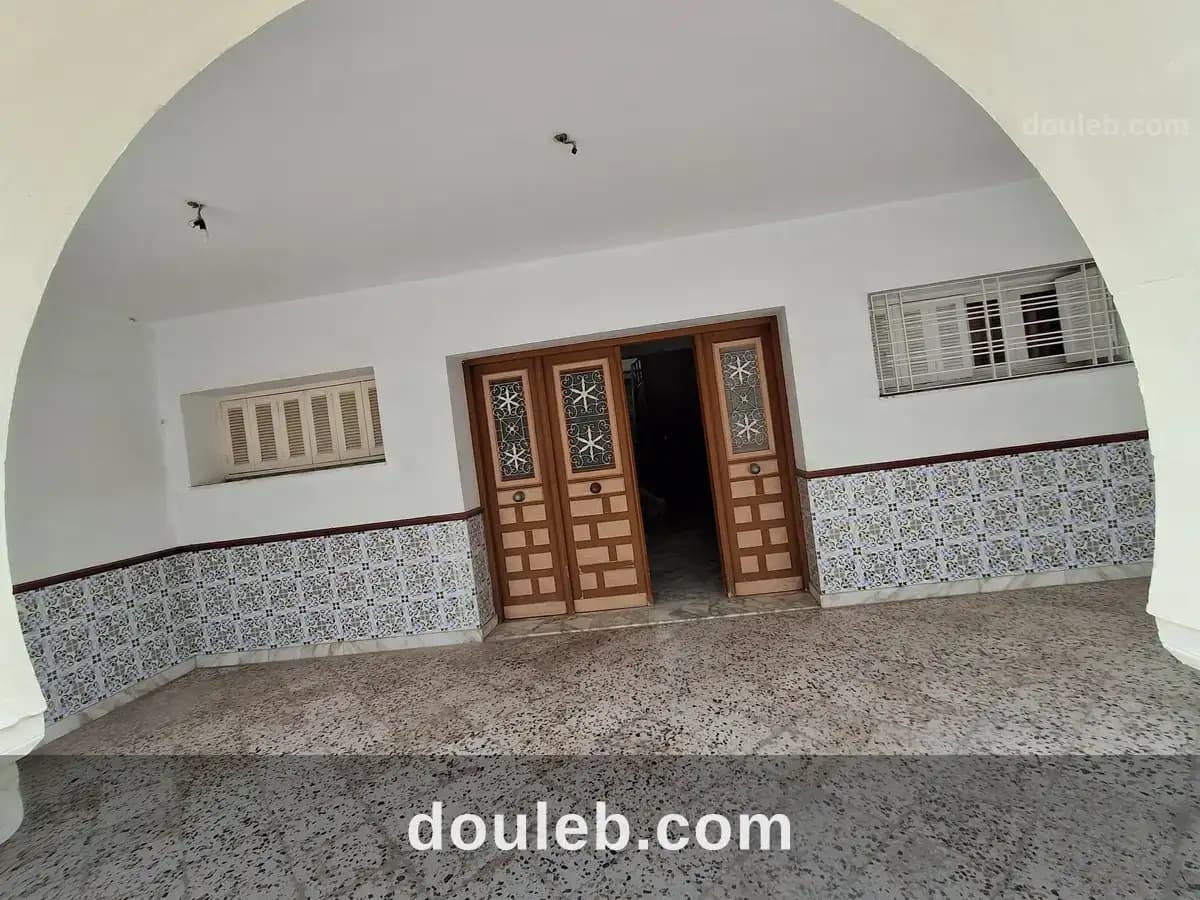Riadh andalos ariana etage de villa - Photo 1