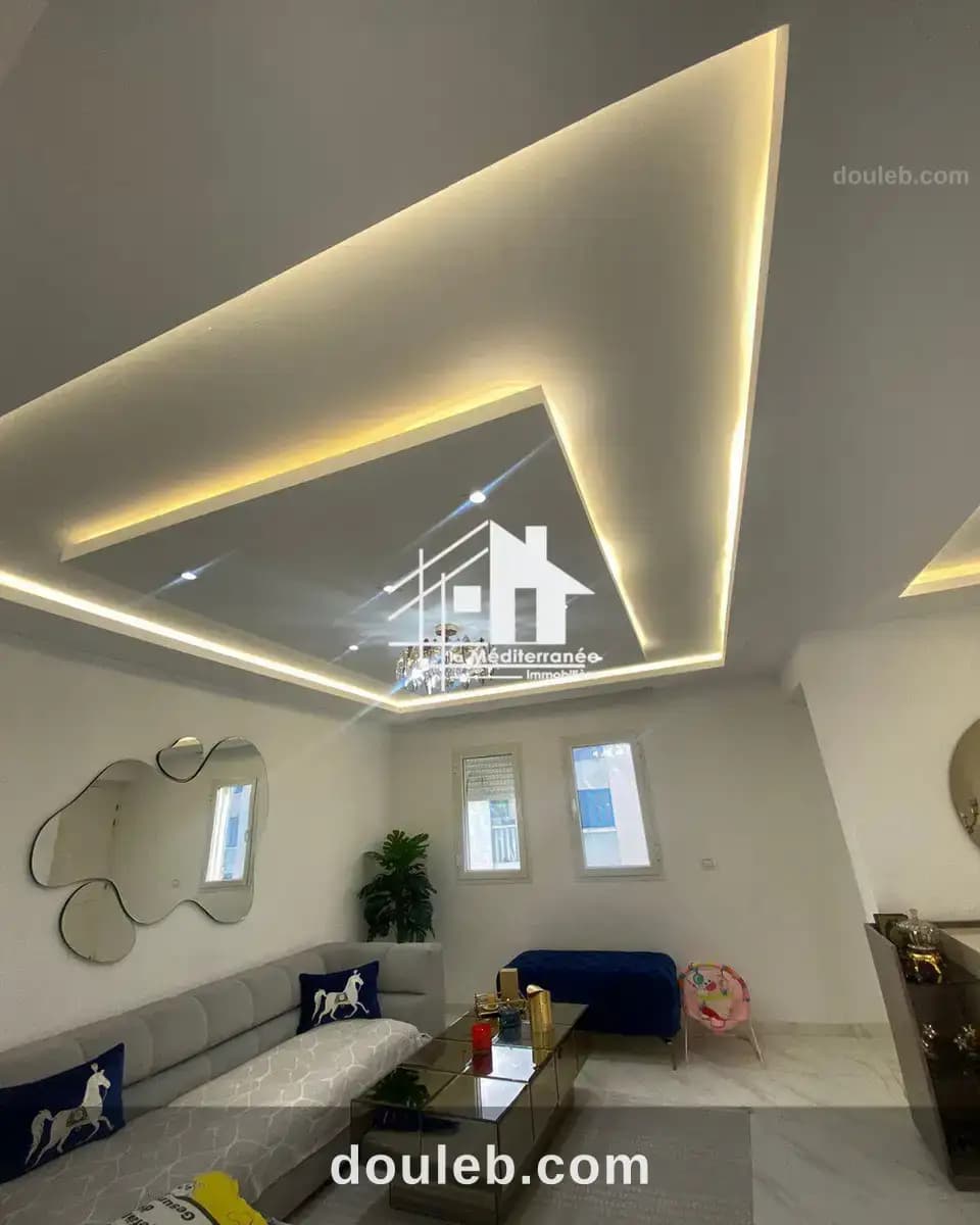 Appartement s3 3éme étage sans ascenseur - Photo 1