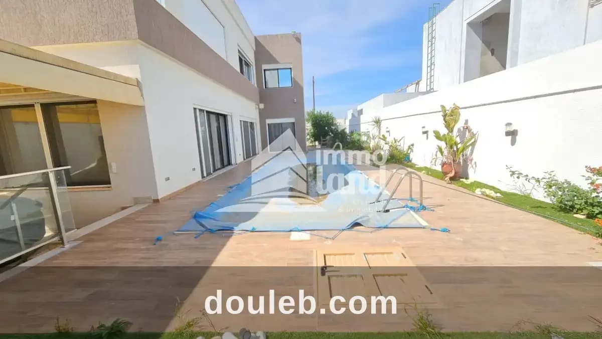 Villa de luxe meublé avec piscine à la soukra - Photo 1