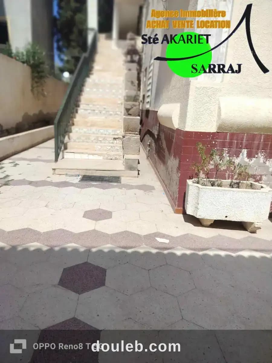 Villa rdc avec 2 étages moyen standing àkhzema est - Photo 1