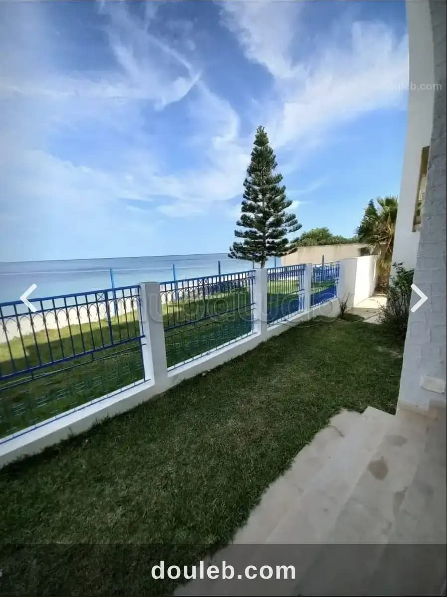 Villa r2 pieds dans l'eau a chatt mariem sousse - Photo 1
